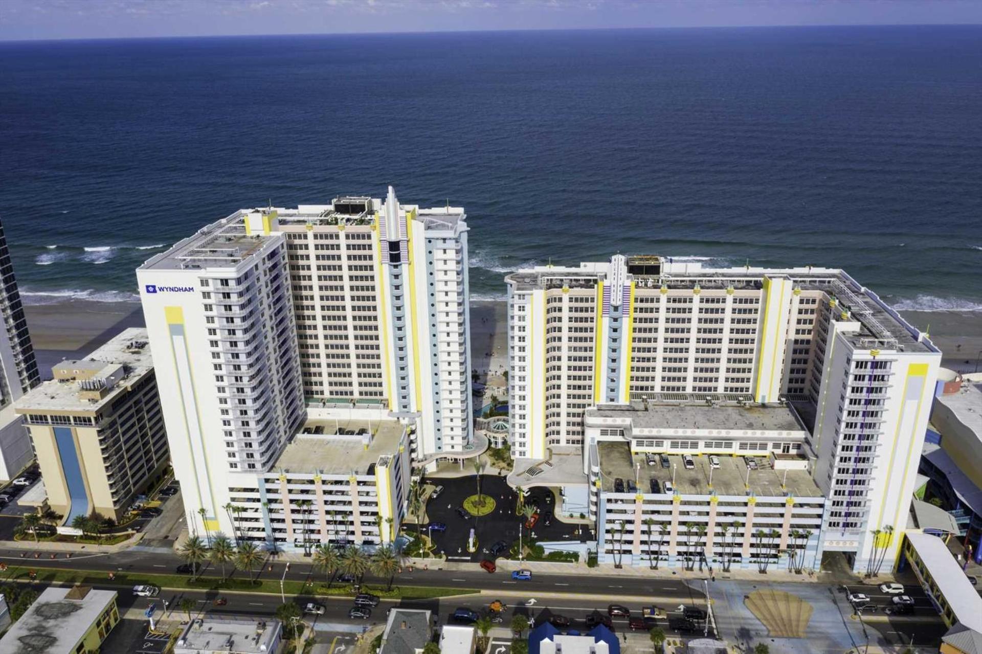 Luxury 11th Floor 1 Bedroom Direct Oceanfront Wyndham Ocean Walk Daytona | 1107 Holiday home Daytona Beach