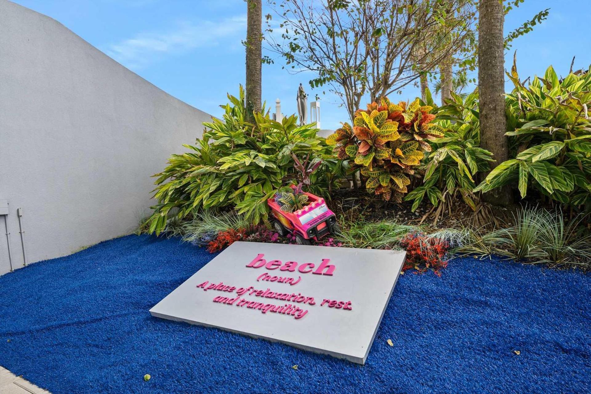 Luxury 11th Floor 1 Bedroom Direct Oceanfront Wyndham Ocean Walk Daytona | 1107 * Daytona Beach