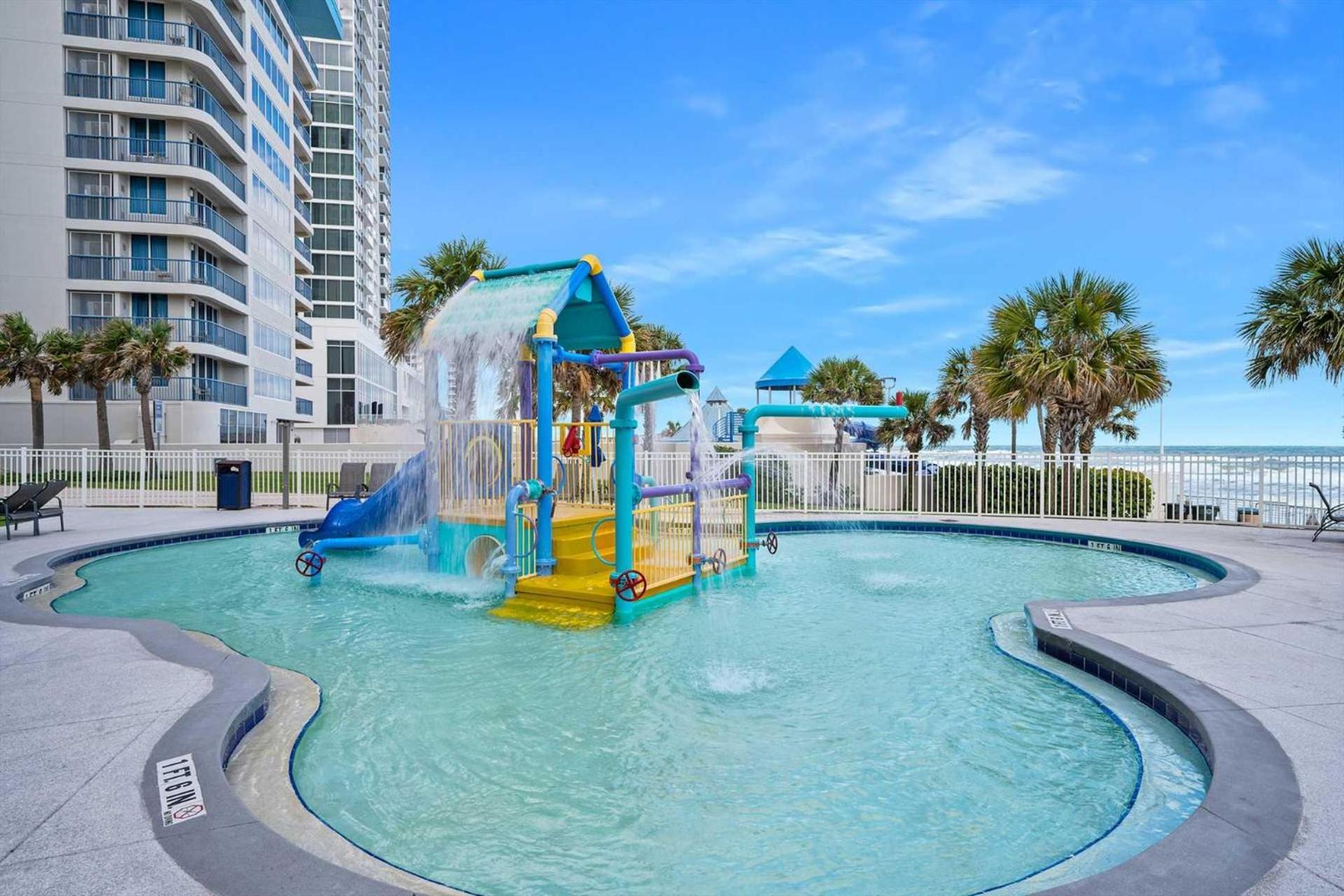Holiday home Luxury 11th Floor 1 Bedroom Direct Oceanfront Wyndham Ocean Walk Daytona | 1107 Daytona Beach