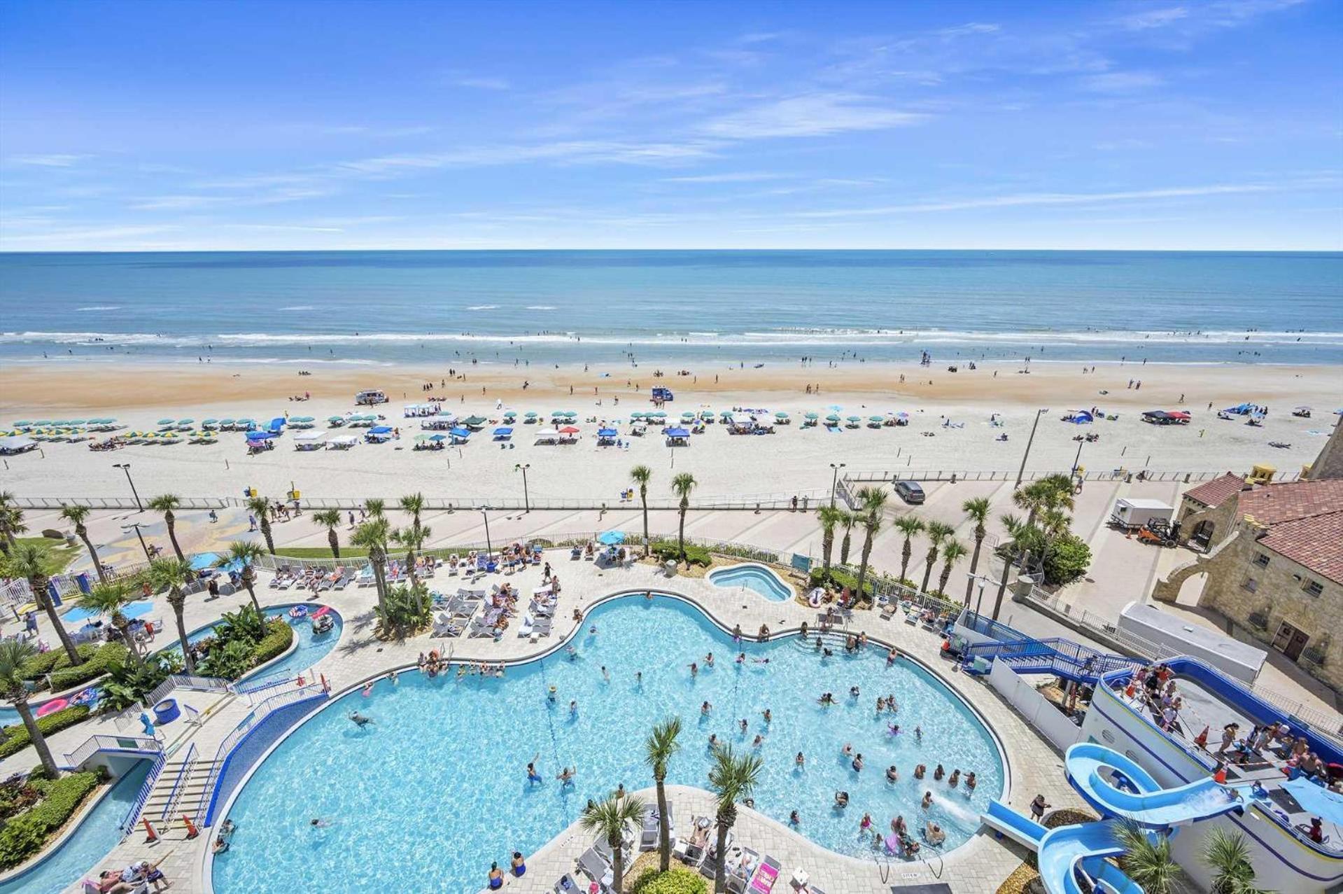 Holiday home Luxury 11th Floor 1 Bedroom Direct Oceanfront Wyndham Ocean Walk Daytona | 1107 Daytona Beach