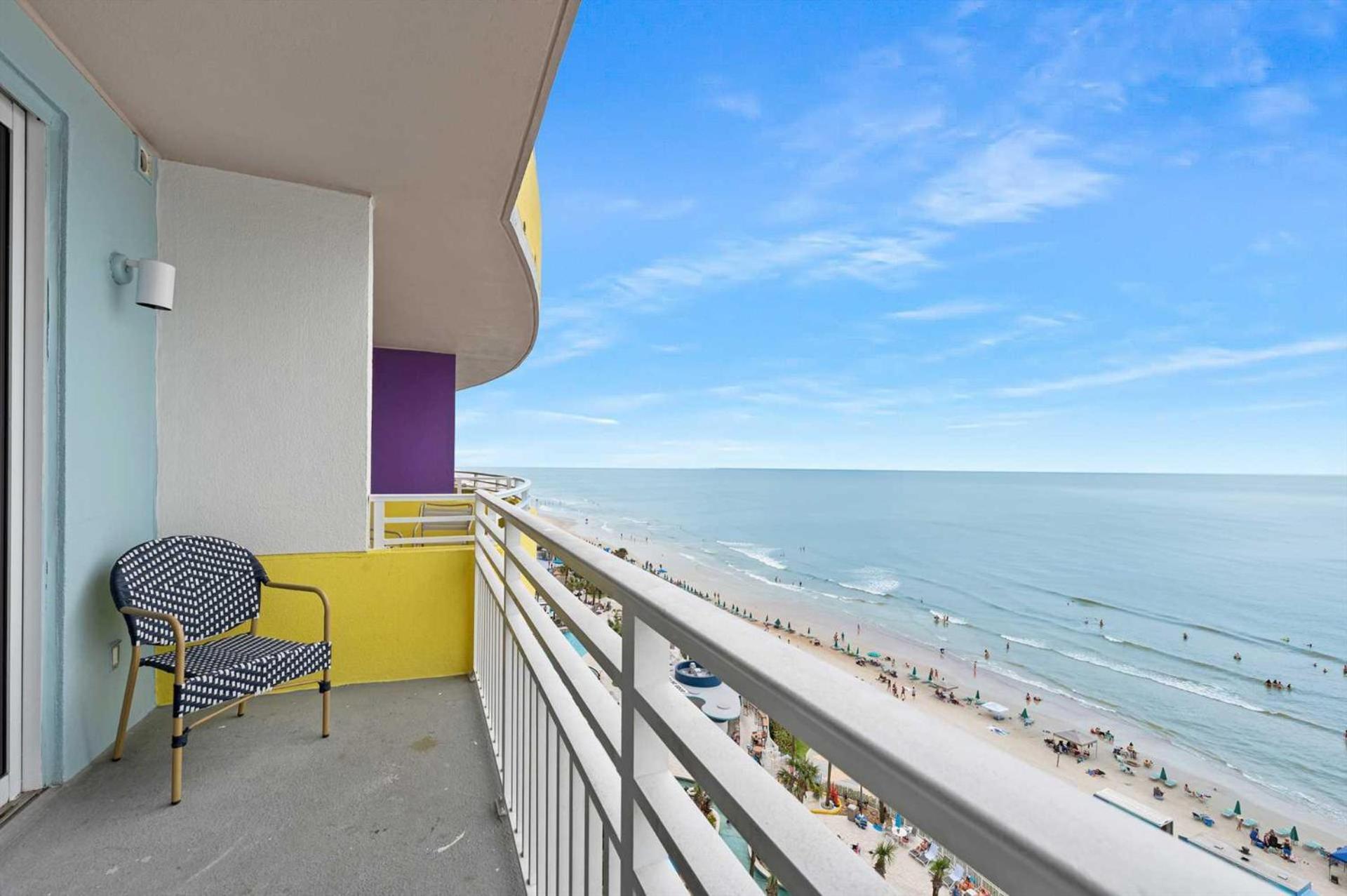 Holiday home Luxury 11th Floor 1 Bedroom Direct Oceanfront Wyndham Ocean Walk Daytona | 1107 *
