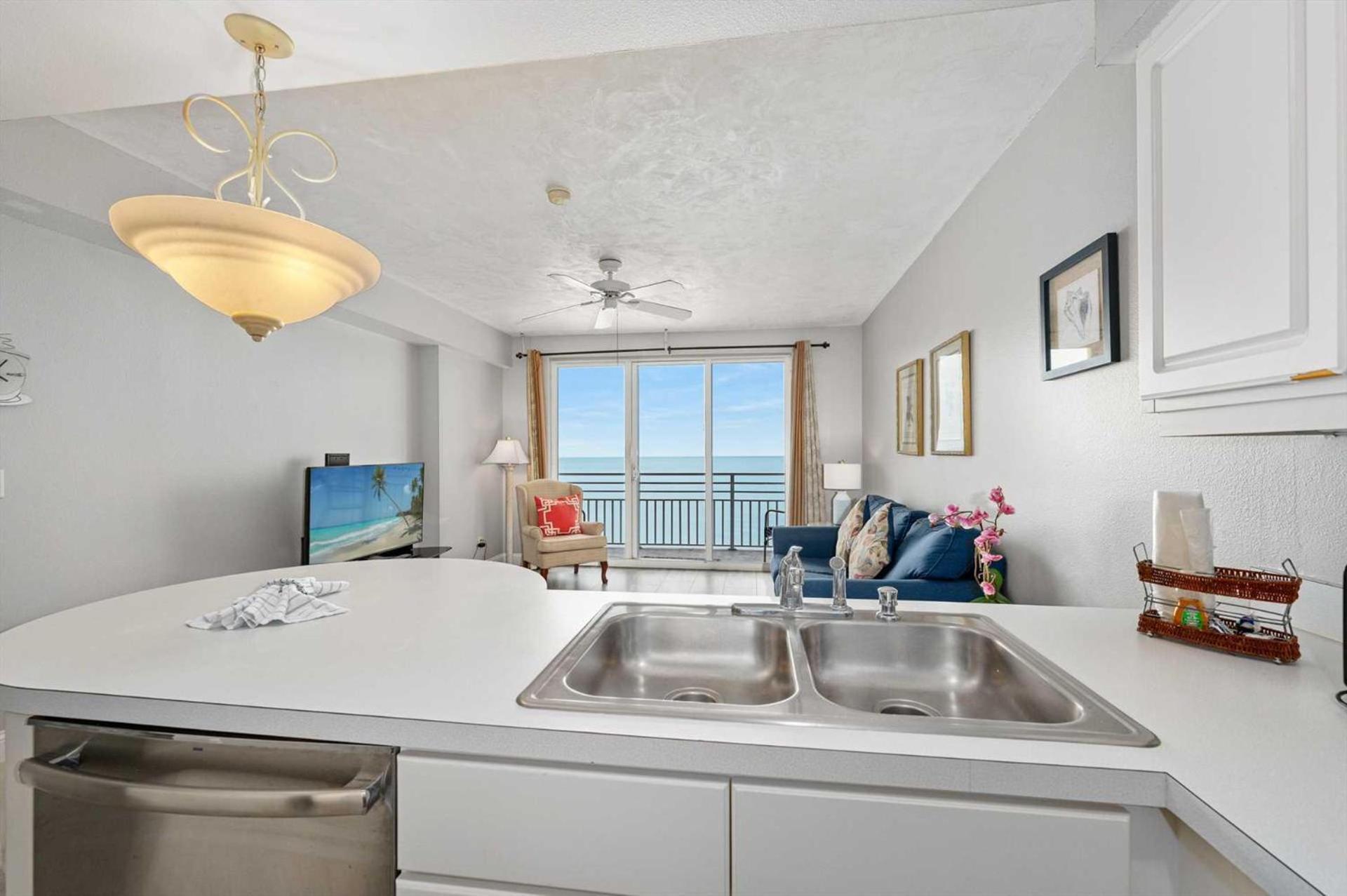 Luxury 11th Floor 1 Bedroom Direct Oceanfront Wyndham Ocean Walk Daytona | 1107 *